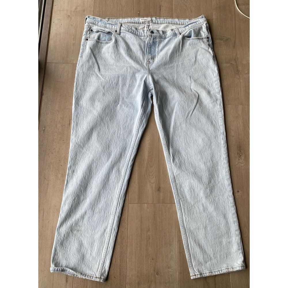 Abercrombie & Fitch Women's Plus Sz 36/22 Straight Mid Rise Curve Love Jeans